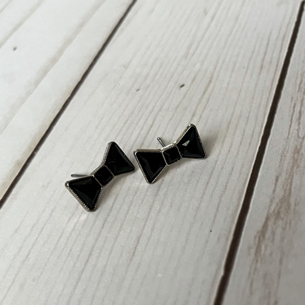 Black Tuxedo Bow Studs